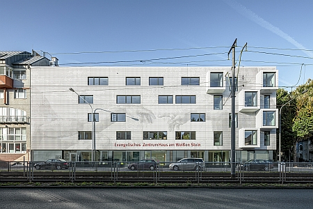 Frankfurt-HAWS-Hartmann-FF2-Fassade2450.jpg